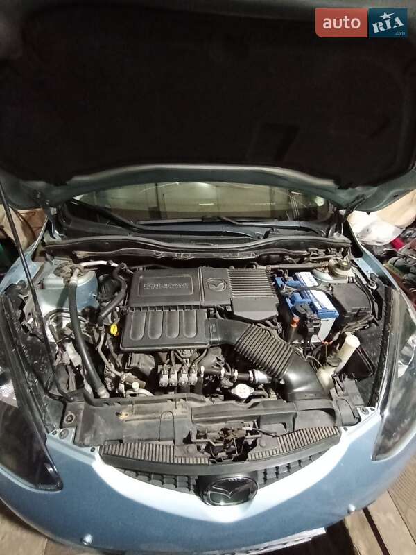 Хэтчбек Mazda 2 2008 в Кривом Роге