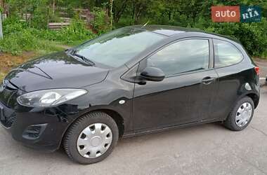 Хэтчбек Mazda 2 2011 в Виннице