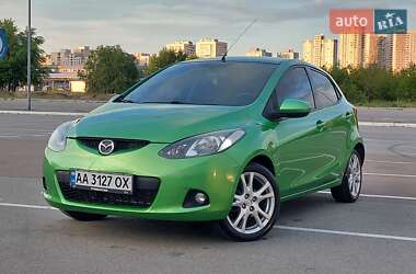 Хэтчбек Mazda 2 2009 в Киеве
