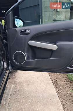 Хэтчбек Mazda 2 2009 в 