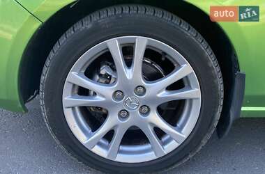 Хэтчбек Mazda 2 2008 в 