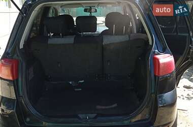 Хэтчбек Mazda 2 2006 в 