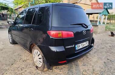 Хэтчбек Mazda 2 2006 в Тарутине