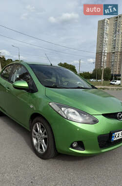 Хэтчбек Mazda 2 2009 в Харькове