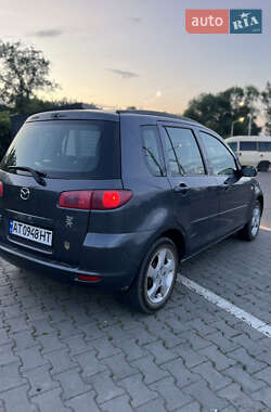 Хэтчбек Mazda 2 2004 в 