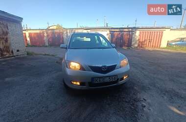 Хэтчбек Mazda 2 2004 в Луцке
