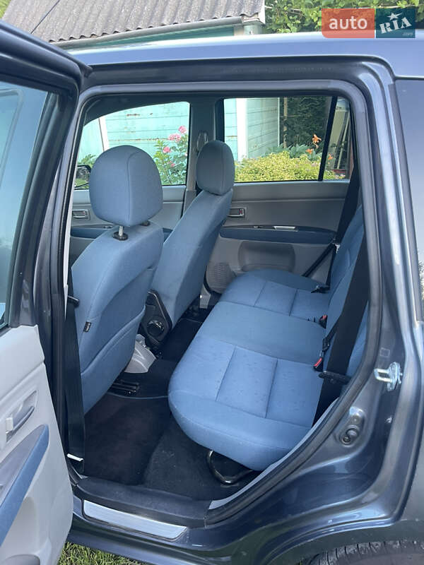 Хэтчбек Mazda 2 2005 в Луцке фото 9 Хэтчбек Mazda 2 2005 в Луцке