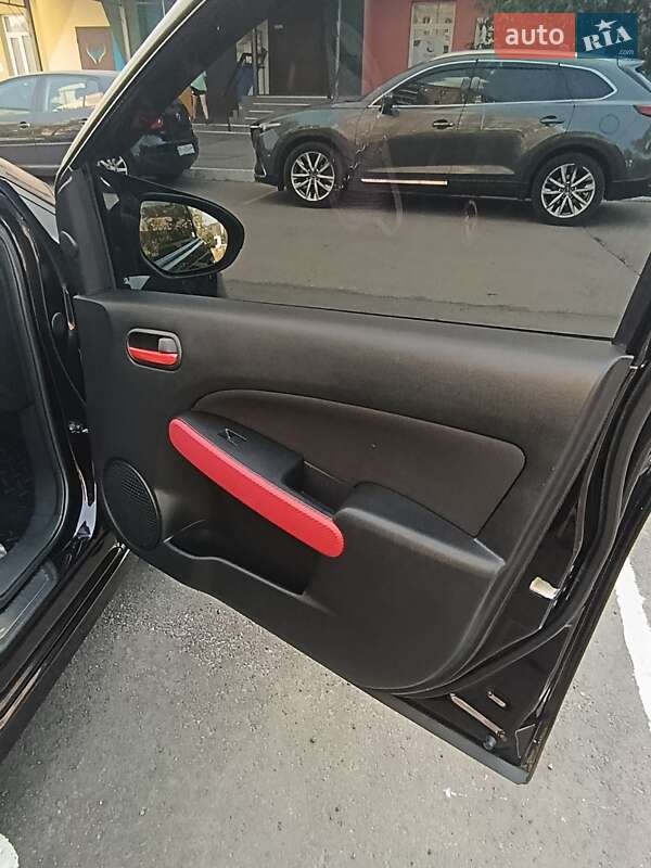 Хэтчбек Mazda 2 2011 в Полтаве фото 9 Хэтчбек Mazda 2 2011 в Полтаве