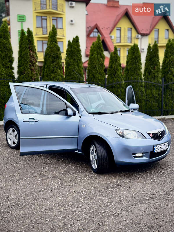 Хетчбек Mazda 2 2005 в Бориславі