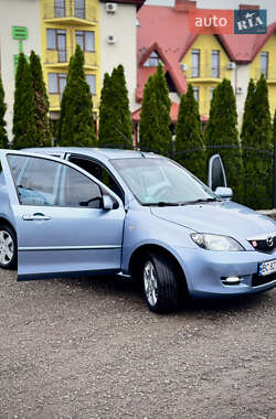 Хэтчбек Mazda 2 2005 в 