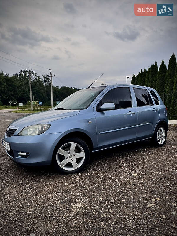 Хетчбек Mazda 2 2005 в Бориславі