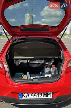 Хэтчбек Mazda 2 2008 в 