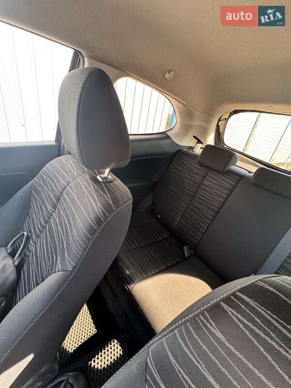 Хэтчбек Mazda 2 2008 в Одессе фото 7 Хэтчбек Mazda 2 2008 в Одессе