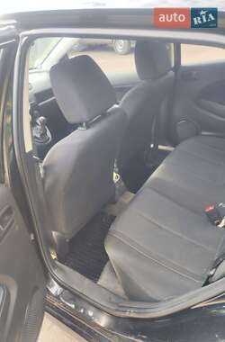 Хэтчбек Mazda 2 2008 в 