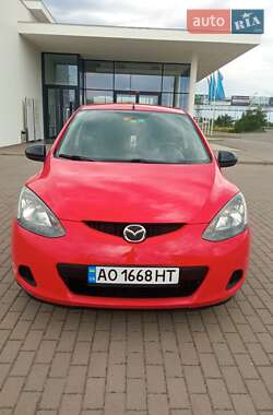 Хетчбек Mazda 2 2010 в Мукачевому