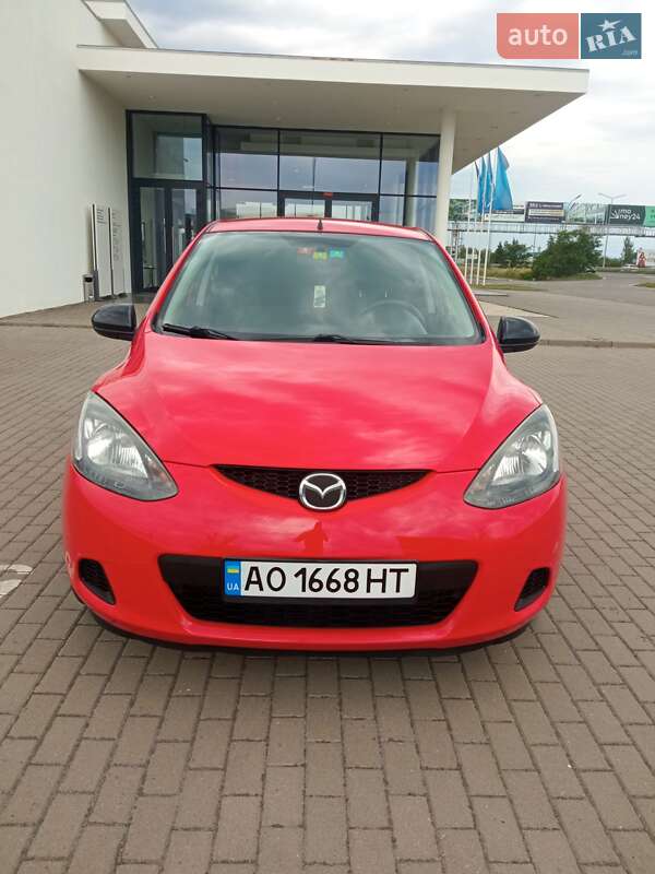 Mazda 2 2010