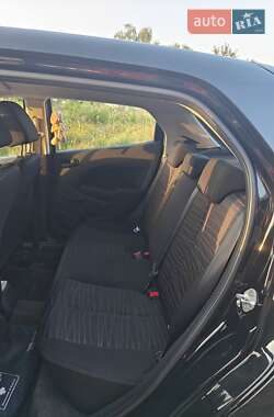 Хэтчбек Mazda 2 2008 в 