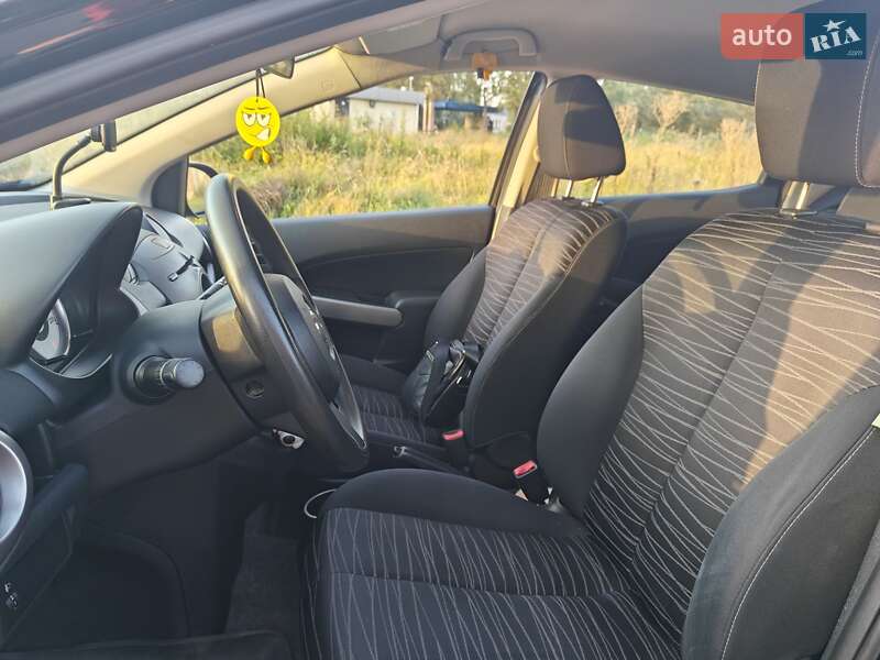 Хэтчбек Mazda 2 2008 в Житомире фото 5 Хэтчбек Mazda 2 2008 в Житомире