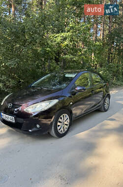 Хэтчбек Mazda 2 2008 в 