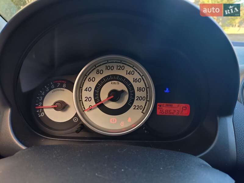 Хэтчбек Mazda 2 2008 в Киеве
