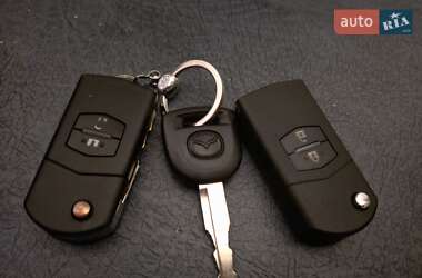 Хэтчбек Mazda 2 2008 в 