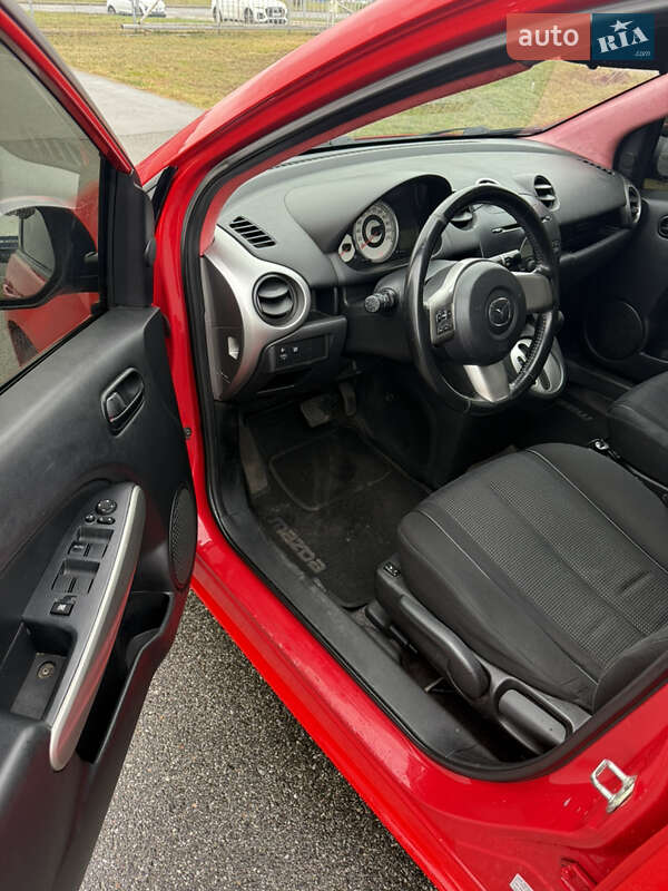 Хэтчбек Mazda 2 2008 в Киеве