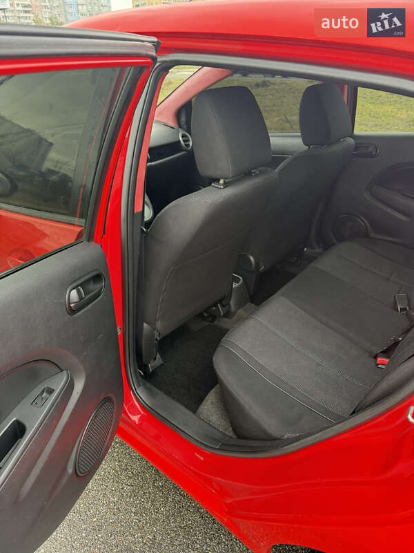 Хэтчбек Mazda 2 2008 в Киеве