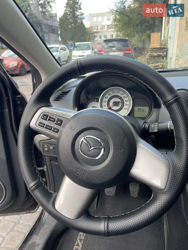 Хетчбек Mazda 2 2009 в Львові