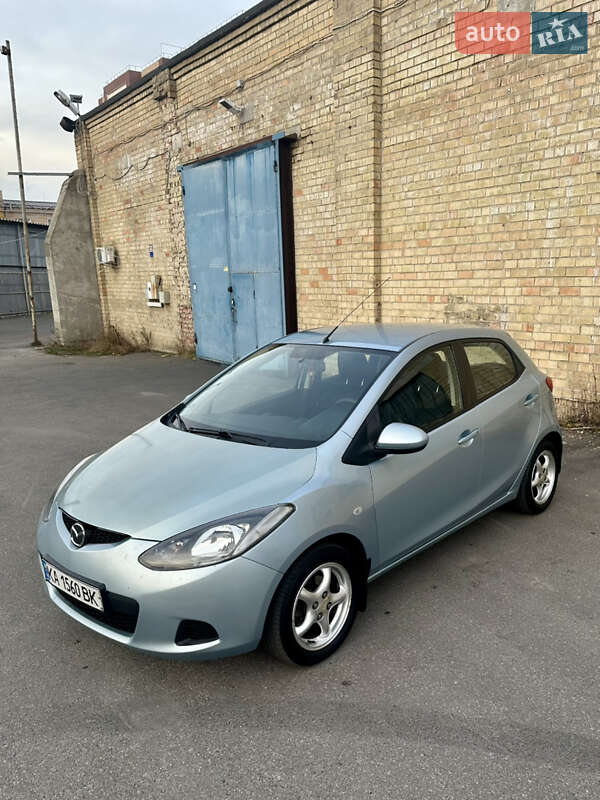 Хетчбек Mazda 2 2008 в Києві фото 2 Хетчбек Mazda 2 2008 в Києві