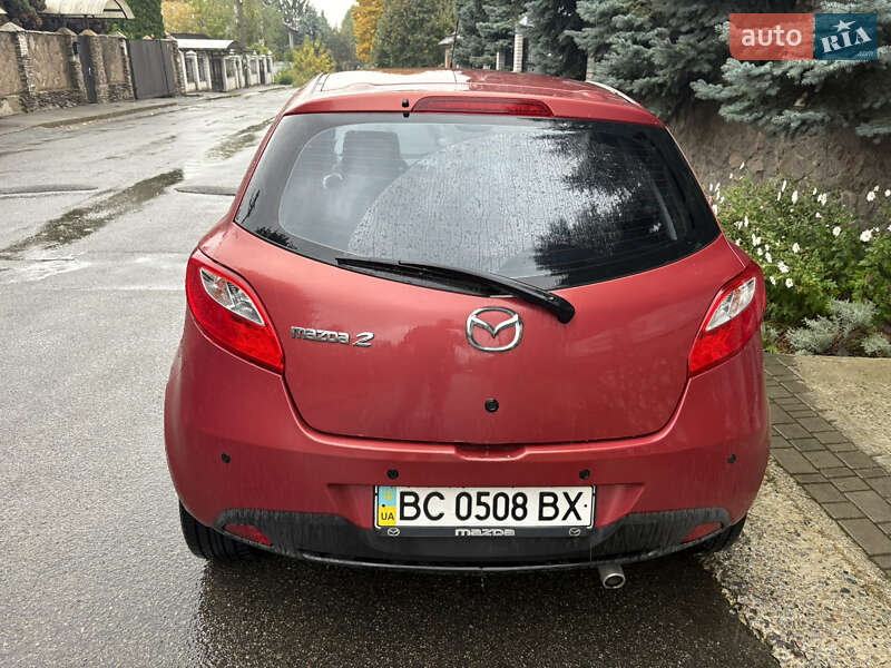 Хэтчбек Mazda 2 2008 в Киеве