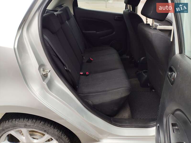 Хэтчбек Mazda 2 2008 в Белой Церкви фото 23 Хэтчбек Mazda 2 2008 в Белой Церкви