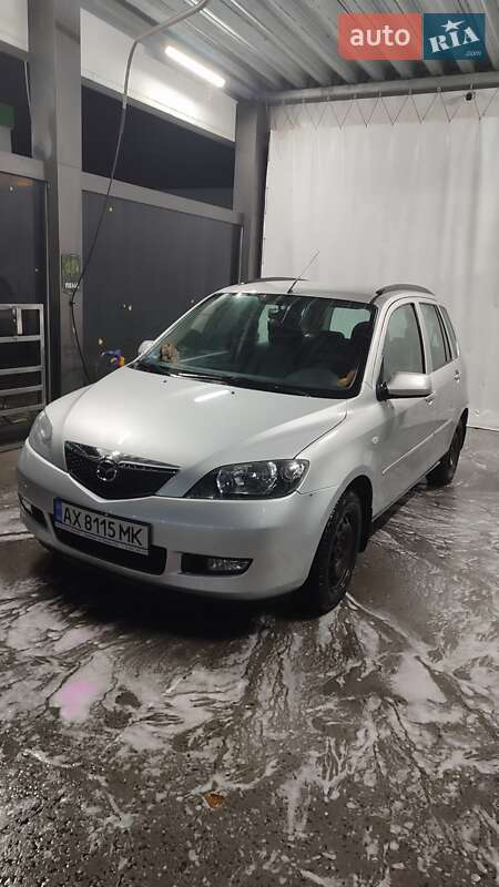 Mazda 2 2003 Mazda 2 2003