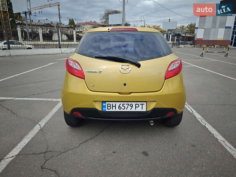 Хетчбек Mazda 2 2008 в Одесі