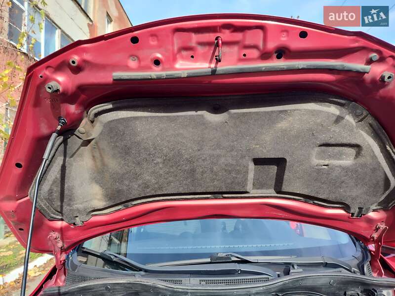 Хэтчбек Mazda 2 2008 в Одессе