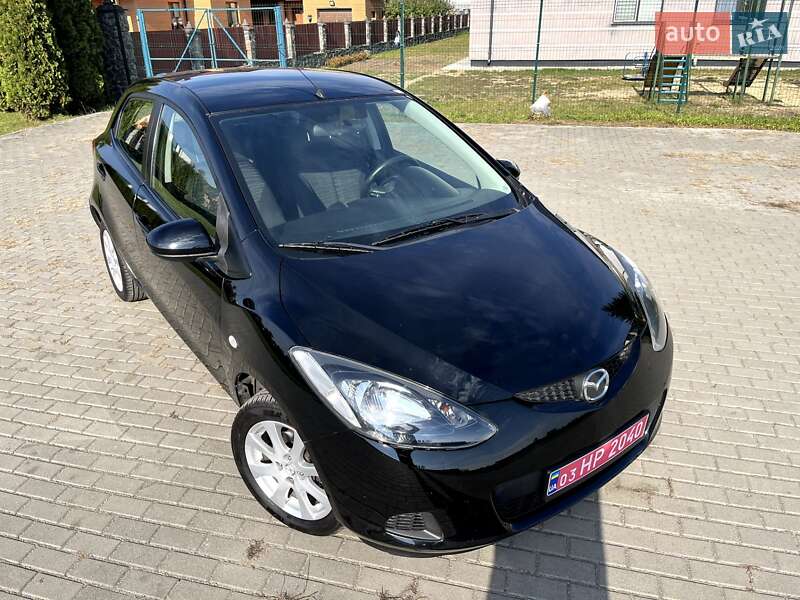 Хэтчбек Mazda 2 2009 в Славуте
