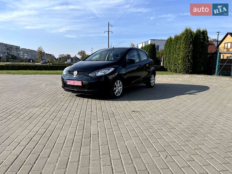 Хэтчбек Mazda 2 2009 в Славуте