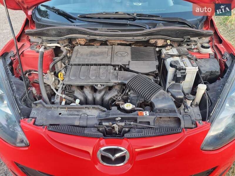 Хетчбек Mazda 2 2010 в Кременчуці фото 3 Хетчбек Mazda 2 2010 в Кременчуці