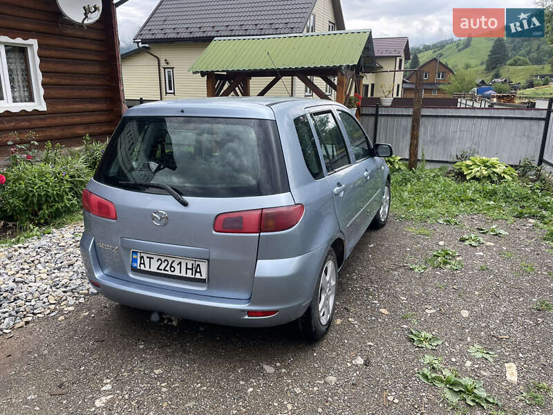 Хэтчбек Mazda 2 2005 в Верховине