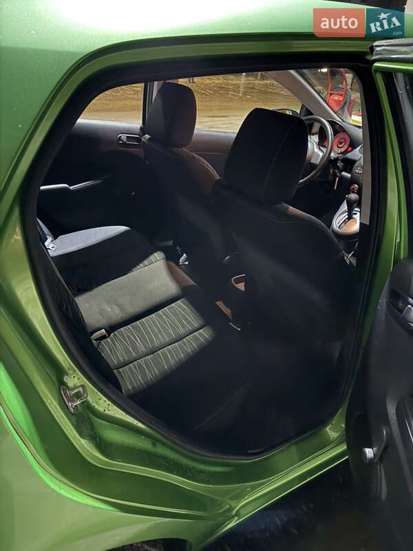 Хэтчбек Mazda 2 2008 в Киеве