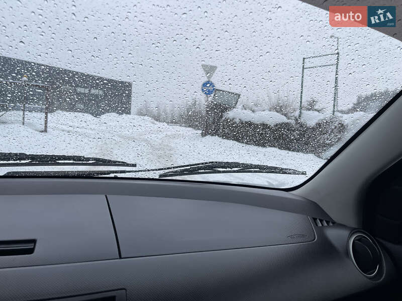 Хетчбек Mazda 2 2006 в Львові фото 46 Хетчбек Mazda 2 2006 в Львові