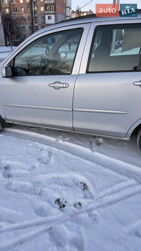 Хэтчбек Mazda 2 2003 в Терновке