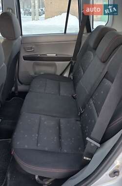 Хэтчбек Mazda 2 2003 в Терновке