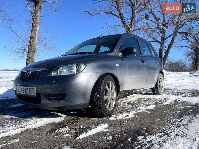 Хетчбек Mazda 2 2004 в Києві