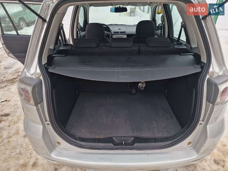 Хэтчбек Mazda 2 2005 в Харькове