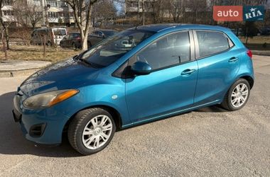 Хэтчбек Mazda 2 2012 в Львове