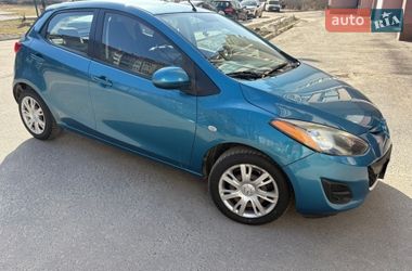 Хэтчбек Mazda 2 2012 в Львове
