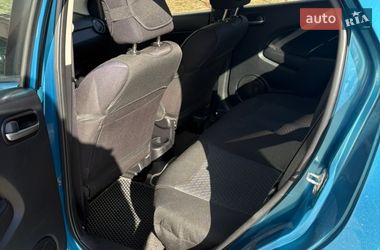 Хэтчбек Mazda 2 2012 в Львове
