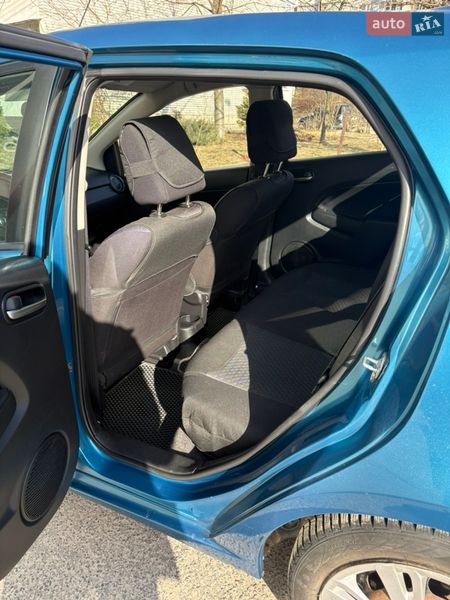 Хэтчбек Mazda 2 2012 в Львове
