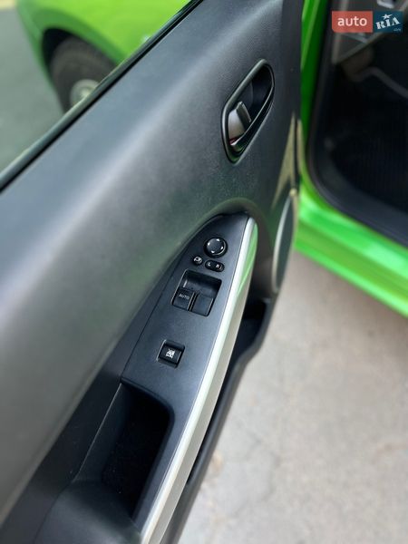 Хэтчбек Mazda 2 2008 в Одессе