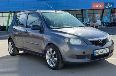 Хэтчбек Mazda 2 2004 в Киеве